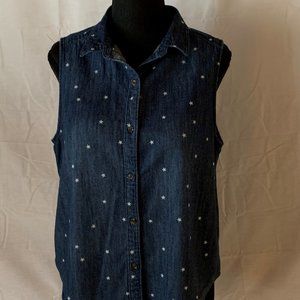 Universal Thread Women's Jean Blouse, size Medium